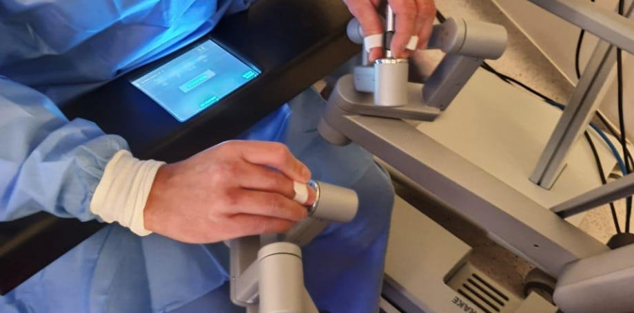 Primeira cirurgia bariátrica robótica do Paraná é realizada em Curitiba